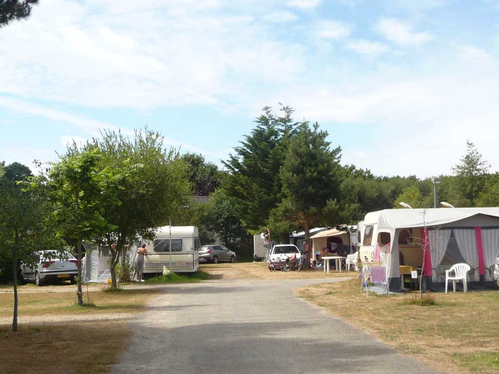 pitches campsite fouesnant mousterlin finistere